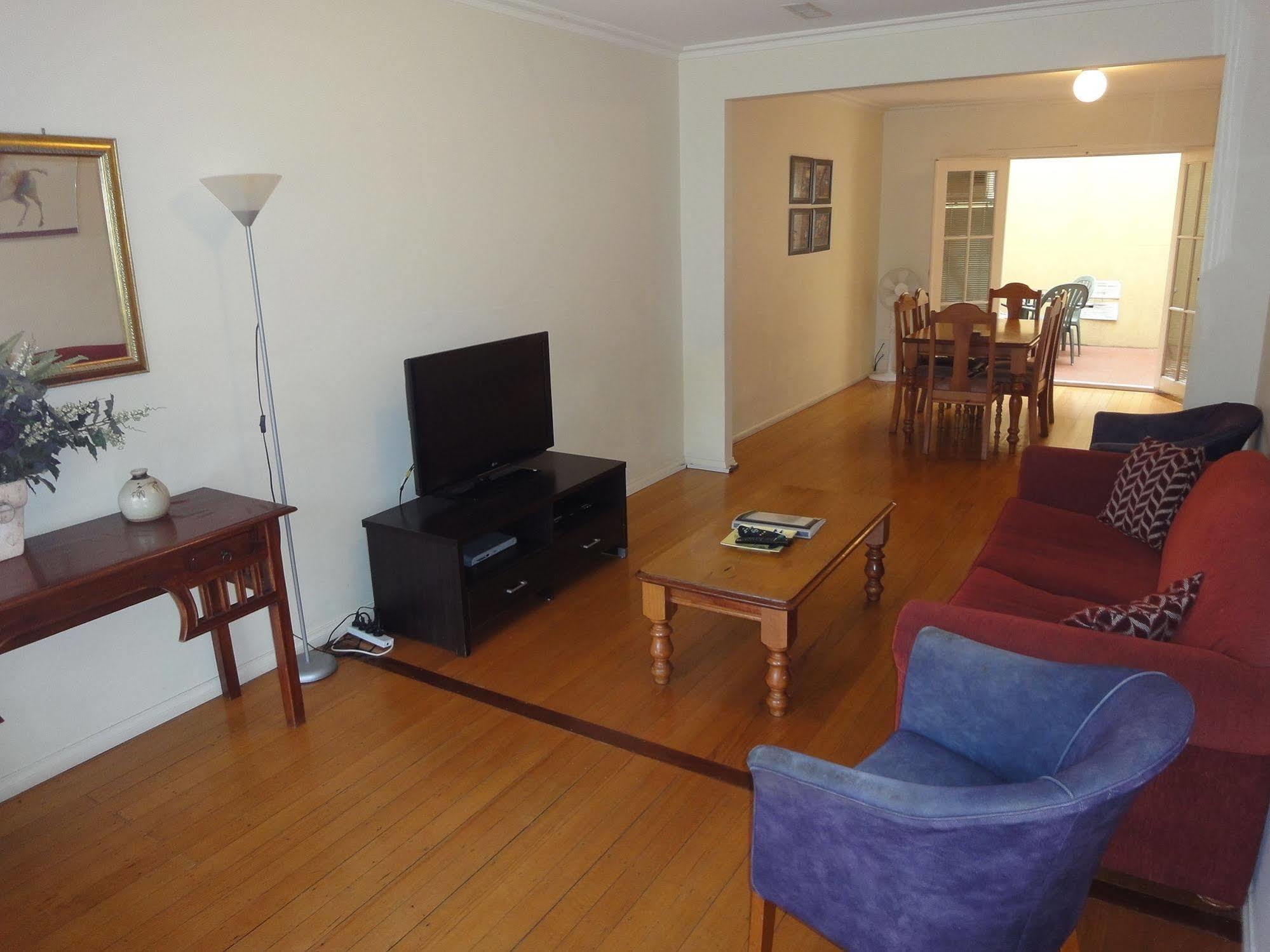 Moonee Valley Views Aparthotel Melbourne Luaran gambar